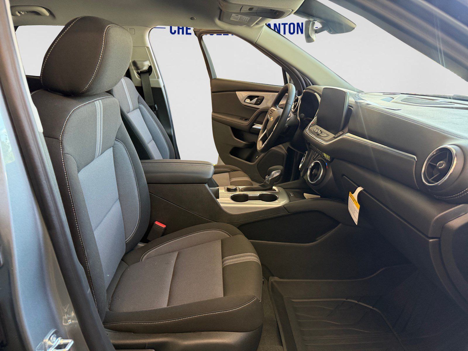 New 2026 Chevrolet Blazer LT w/ Convenience Package FWD image 13