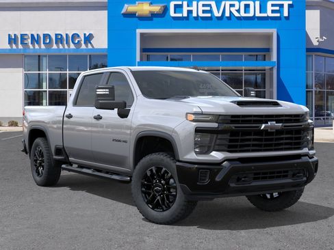 New 2026 Chevrolet Silverado 2500 Custom w/ Custom Value Package AWD/4WD image 9