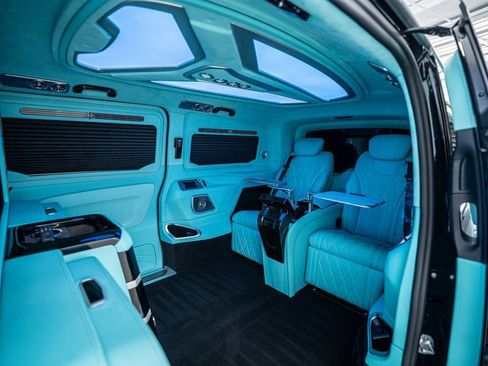 Used 2023 Mercedes-Benz Metris Passenger image 48