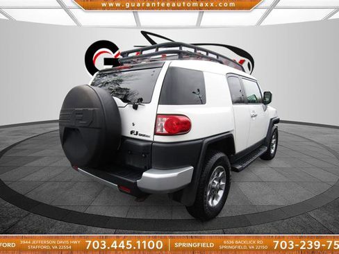 Used 2011 Toyota FJ Cruiser 4WD image 5