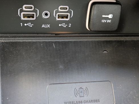 Used 2023 Jeep Grand Cherokee Altitude image 26