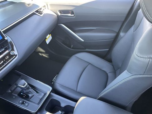 New 2026 Toyota Corolla Cross XLE image 21