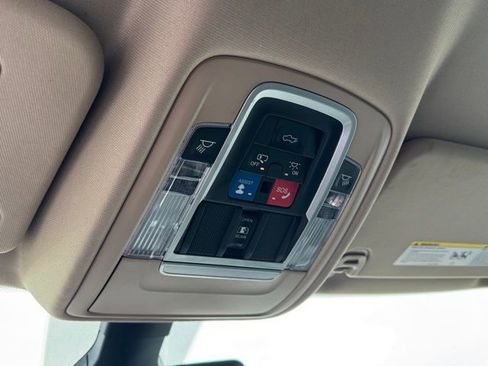 Used 2019 RAM 1500 Laramie image 29