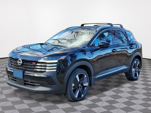 New 2026 Nissan Kicks SR w/ Cold Weather Package image 5