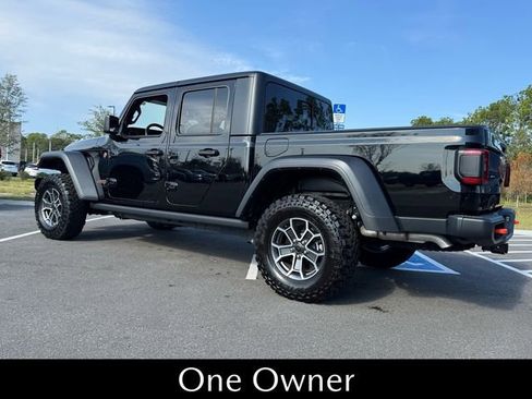 Used 2024 Jeep Gladiator Mojave w/ Safety Group image 5