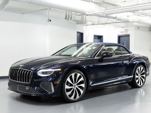 New 2026 Bentley Continental GTC AWD/4WD image 1