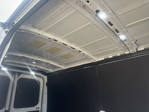 New 2025 Ford Transit 250 148 Medium Roof w/ Load Area Protection Package image 19