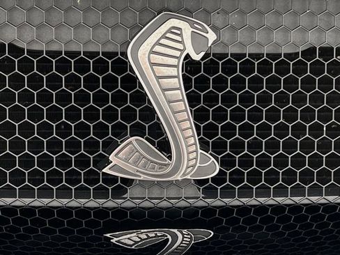 Used 2022 Ford Mustang Shelby GT500 w/ Technology Package RWD image 30