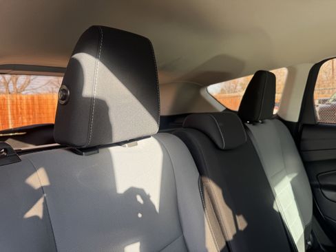 Used 2018 Ford Escape S image 18