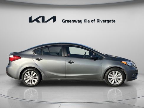 Used 2016 Kia Forte LX w/ LX Popular Plus Package image 8