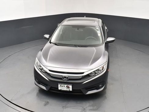 Used 2018 Honda Civic EX-T image 14