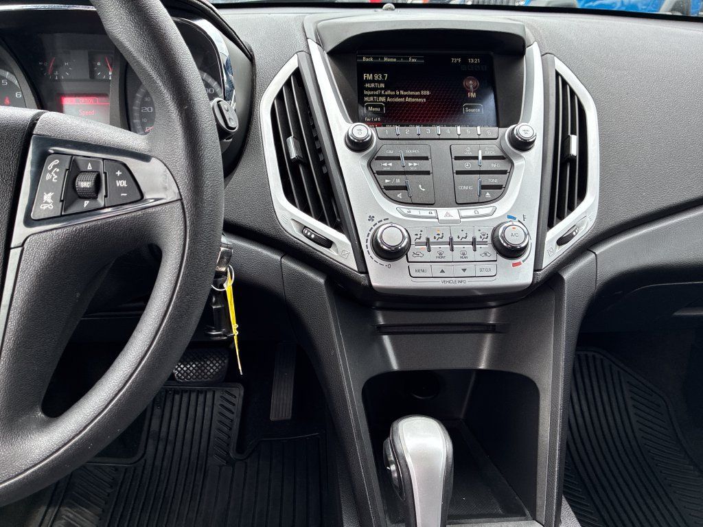 Used 2015 GMC Terrain SLE FWD image 18