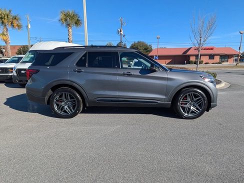 New 2026 Ford Explorer ST w/ Sun And Sound Package AWD/4WD image 3