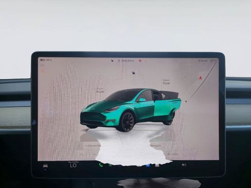Used 2023 Tesla Model Y AWD image 15