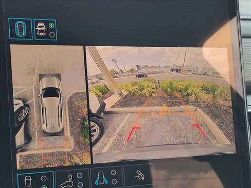 Used 2026 GMC Acadia Denali w/ Super Cruise Package FWD image 12