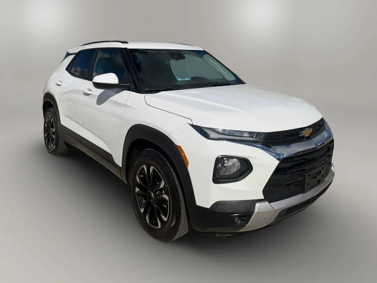 Used 2021 Chevrolet TrailBlazer LT w/ Convenience Package FWD image 1