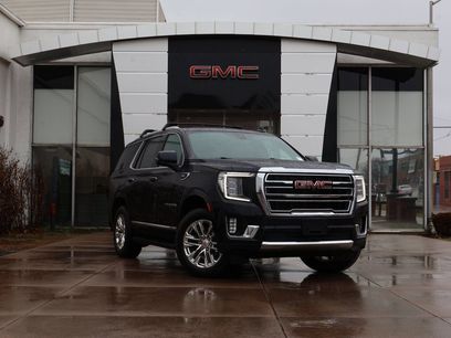 Used 2022 GMC Yukon SLT w/ SLT Premium Package