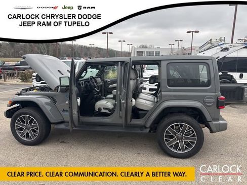 Used 2022 Jeep Wrangler Sahara image 17