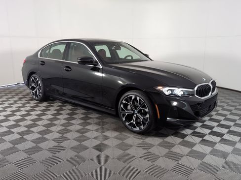 Used 2026 BMW 330i xDrive Sedan w/ Premium Package image 6