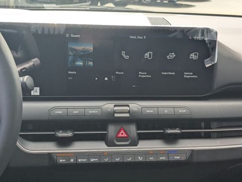 New 2026 Kia K4 FWD image 17