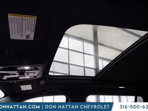 New 2026 Chevrolet Suburban Premier w/ Sun And Tow Package AWD/4WD image 17