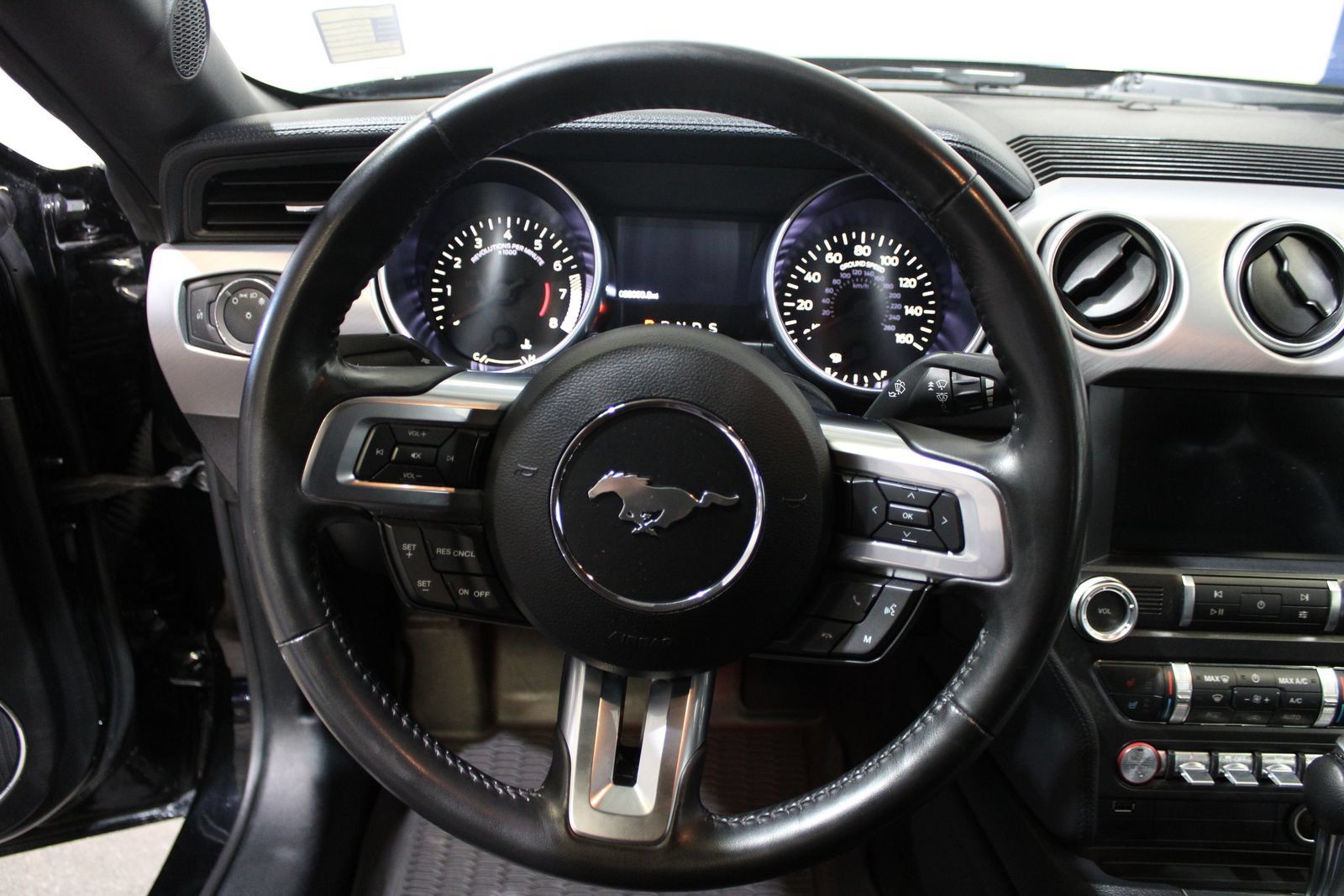 Used 2022 Ford Mustang Premium RWD image 20