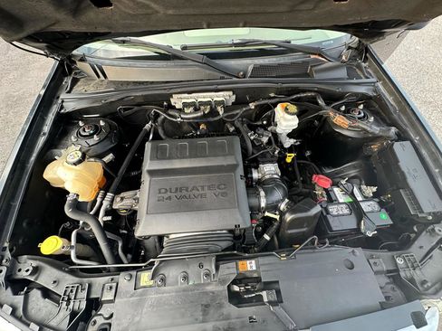 Used 2010 Ford Escape XLT image 20