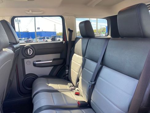 Used 2007 Dodge Nitro SLT image 18