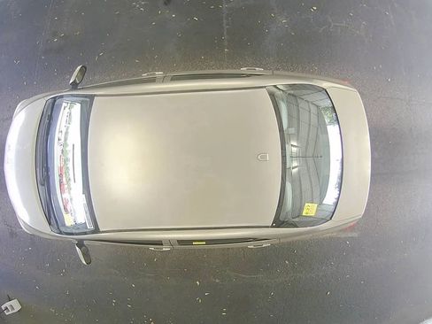 Used 2010 Toyota Corolla LE FWD image 3