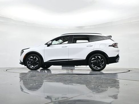 Used 2025 Kia Sportage SX image 39
