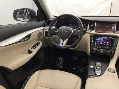 Used 2019 INFINITI QX50 Essential w/ Premium Audio Package AWD/4WD image 29