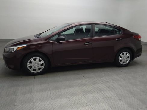 Used 2017 Kia Forte LX FWD image 2