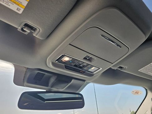 New 2025 Ford F350 Lariat w/ Lariat Ultimate Package image 30