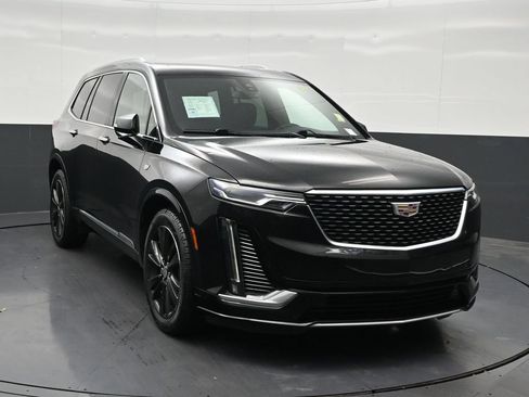 Used 2023 Cadillac XT6 Luxury FWD image 8