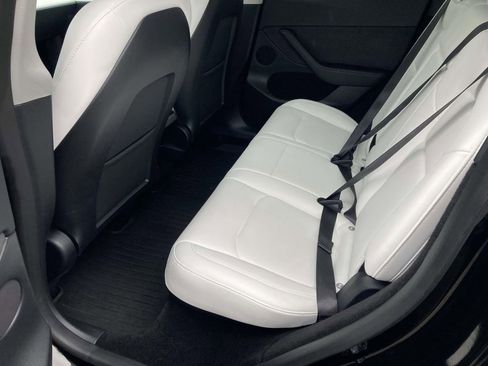 Used 2023 Tesla Model Y Long Range image 16