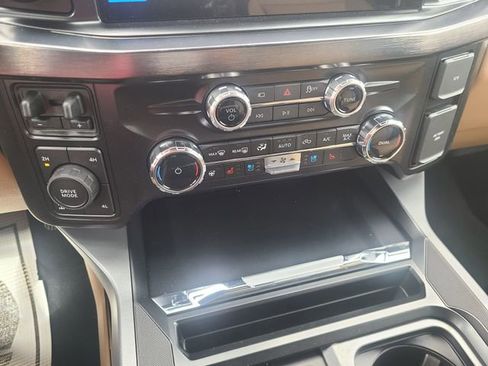 New 2026 Ford F250 Lariat w/ Lariat Ultimate Package image 15