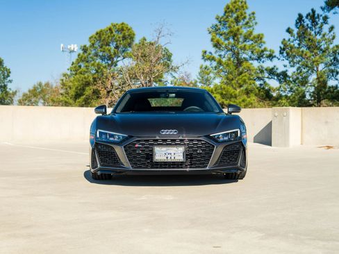 Used 2020 Audi R8 V10 w/ Carbon Exterior Package image 2