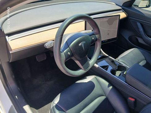 Used 2020 Tesla Model 3 Long Range AWD/4WD image 7