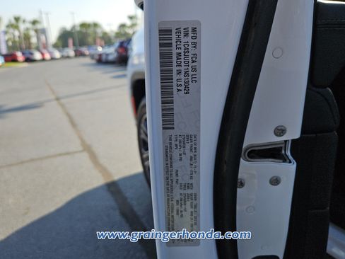 Used 2022 Jeep Wagoneer Series III w/ Flexible Seating Group RWD image 14