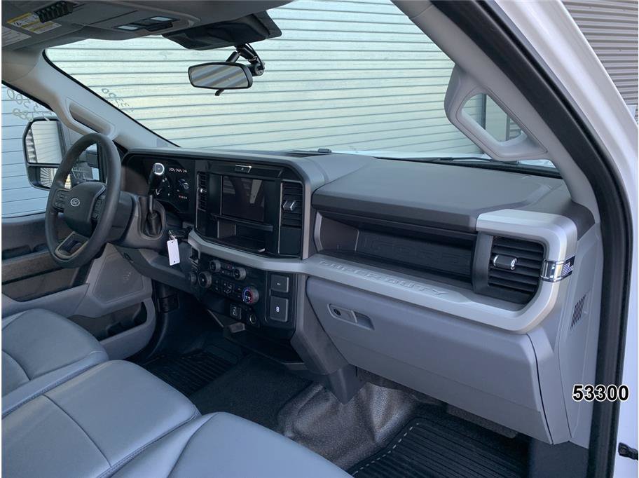 Used 2025 Ford F600 4x4 Regular Cab Super Duty image 23