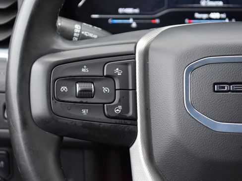 Used 2024 GMC Yukon XL Denali RWD image 9