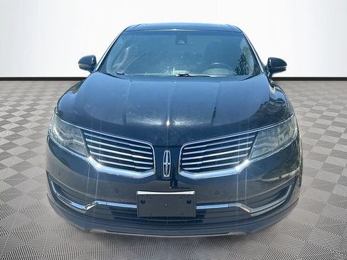 Used 2018 Lincoln MKX Reserve w/ Luxury Package AWD/4WD image 2