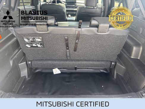Used 2024 Mitsubishi Outlander 4WD Plug-In Hybrid image 11