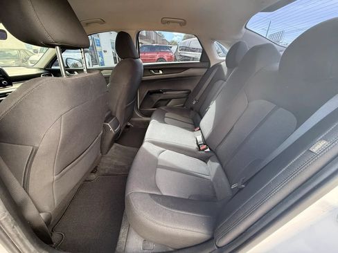 Used 2021 Kia K5 LX FWD image 10