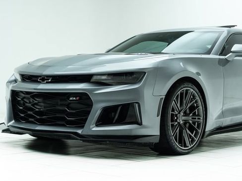 Used 2023 Chevrolet Camaro ZL1 image 10