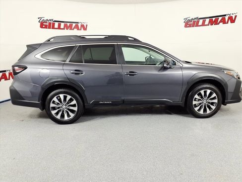 Certified 2025 Subaru Outback Limited image 4