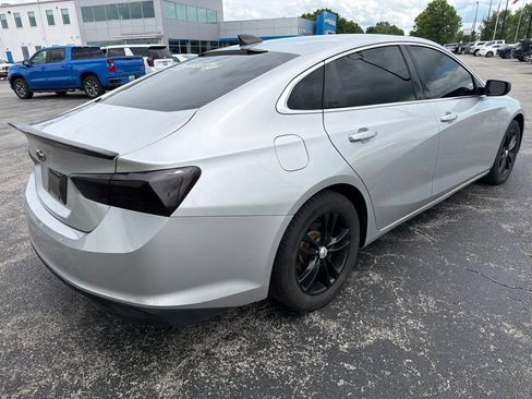 Used 2017 Chevrolet Malibu LS FWD image 3