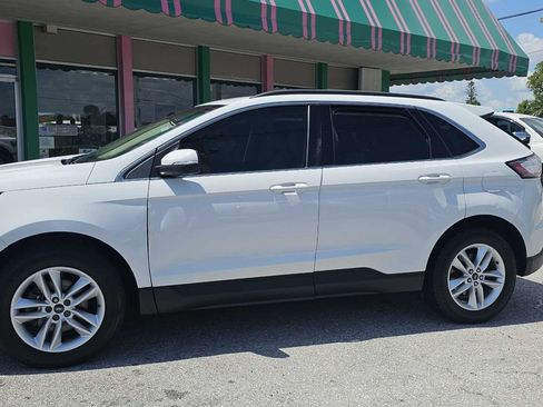 Used 2015 Ford Edge SEL FWD image 2
