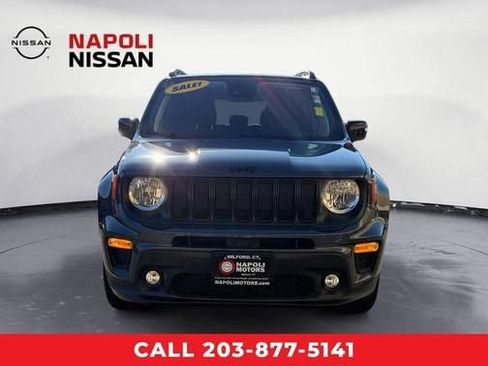 Used 2023 Jeep Renegade Altitude AWD/4WD image 8