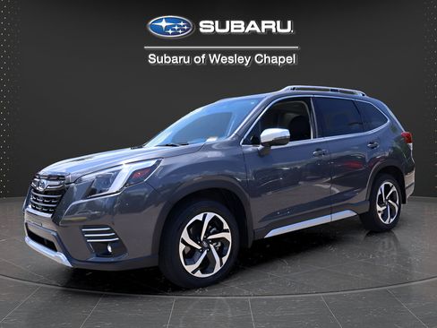 Certified 2023 Subaru Forester Touring AWD/4WD image 3